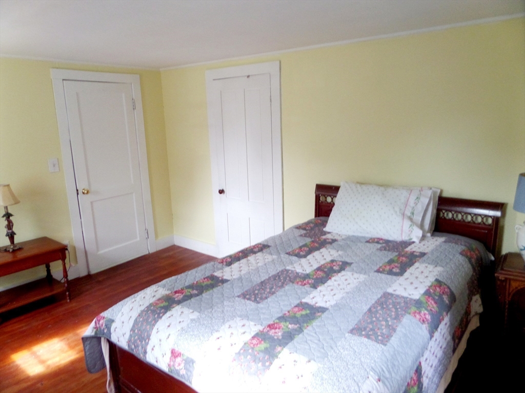 22 Powhatan Road Yarmouth, MA 02664 - Photo 16 of 30 Gallery Image 16