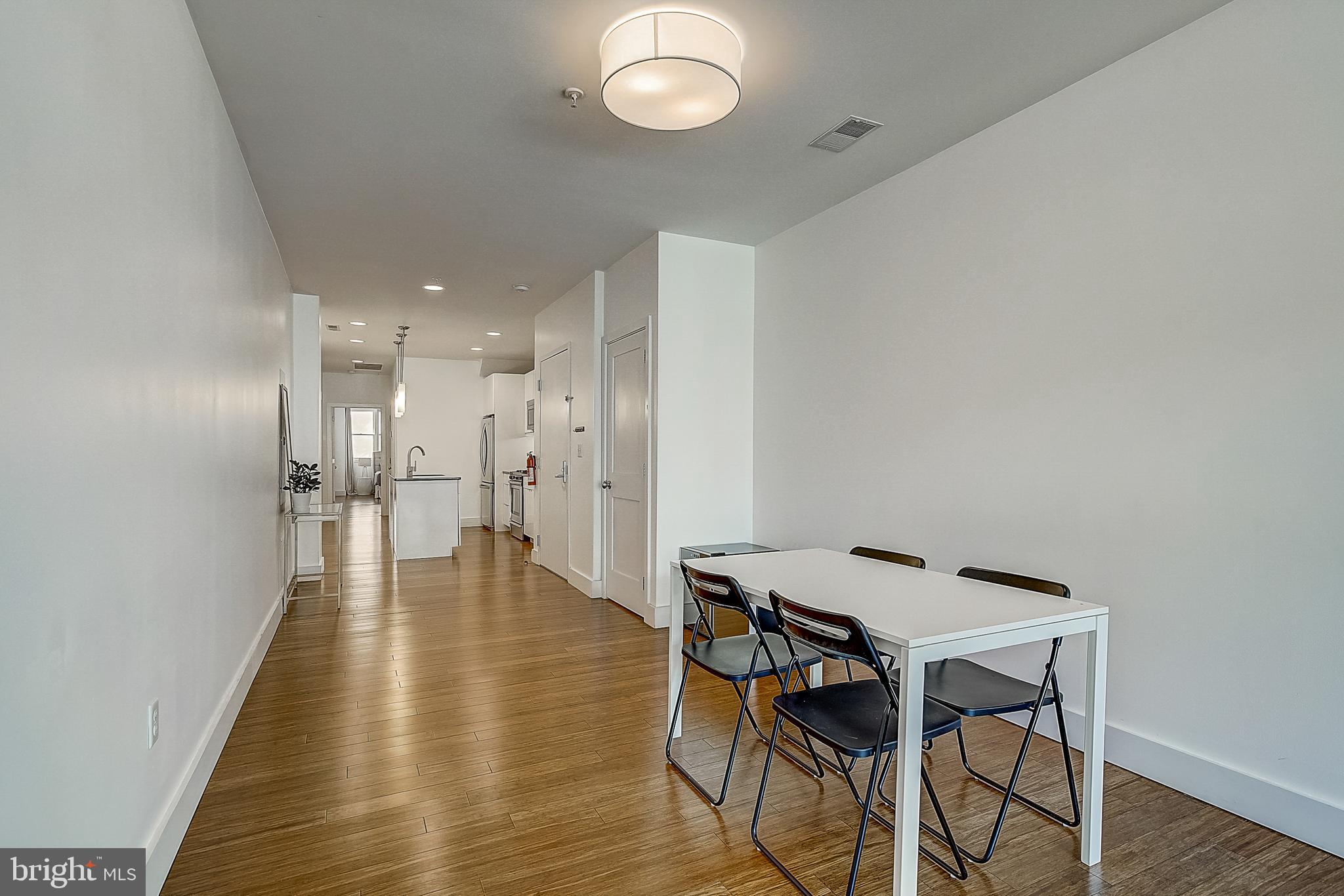 112 Market Street, Unit 2 Philadelphia, PA 19106 - Photo 8 of 28