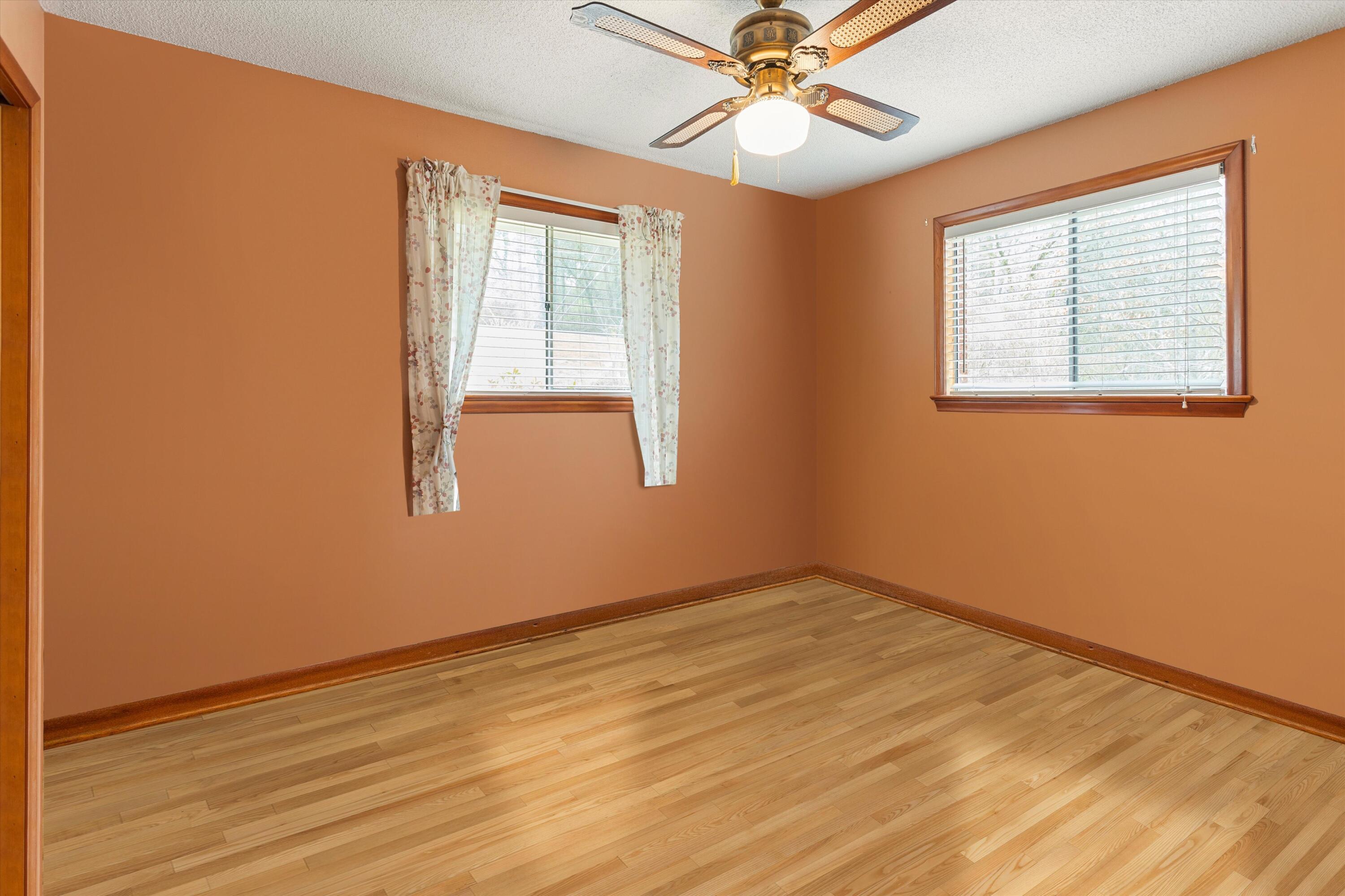 703 Moccasin Bend Road Chattanooga, TN 37405 - Photo 17 of 32 16-IMG_7915