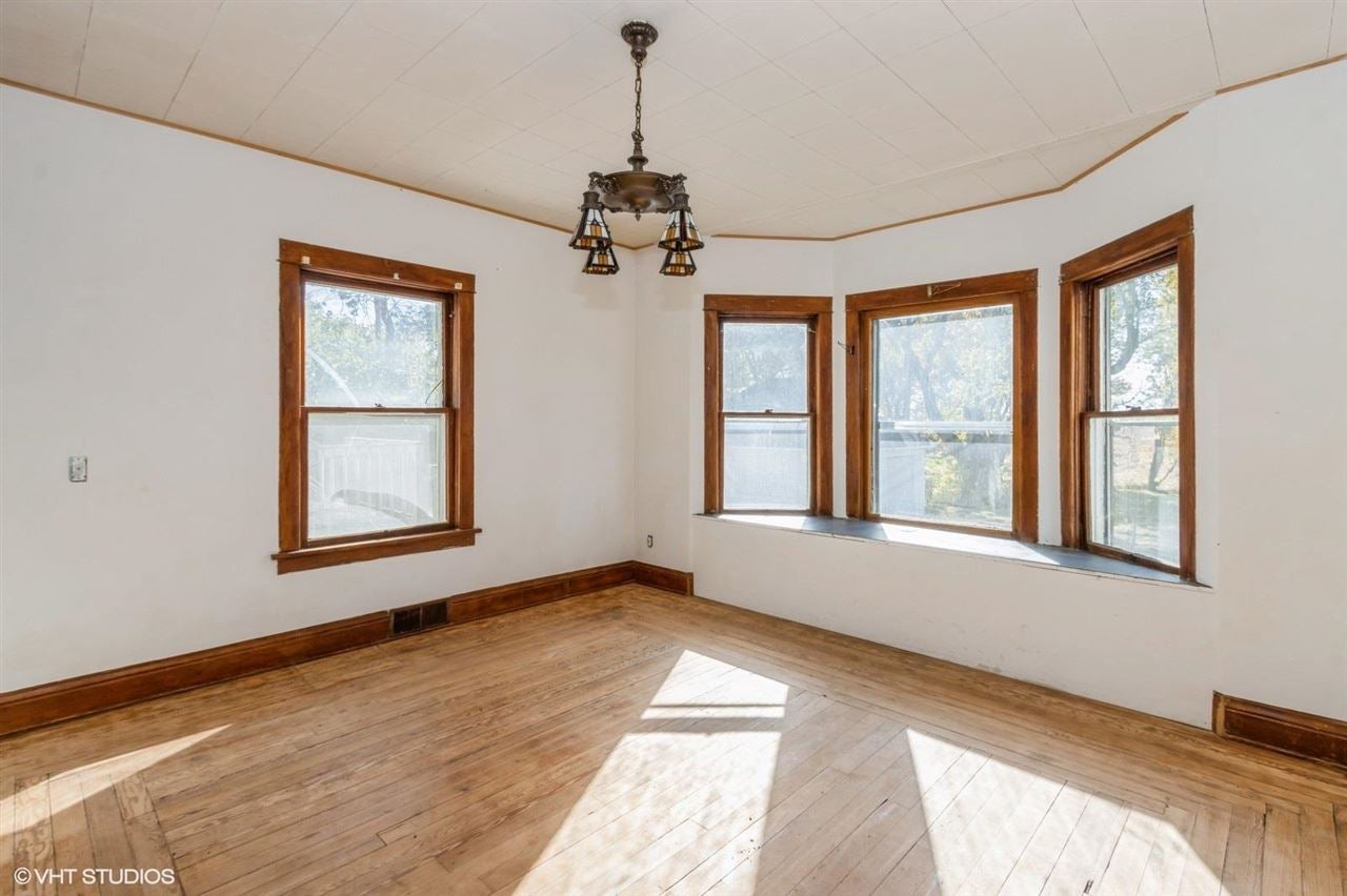 1754 Cedar Johnson Road West Branch, IA 52358 - Photo 7 of 47 Gallery Image 7