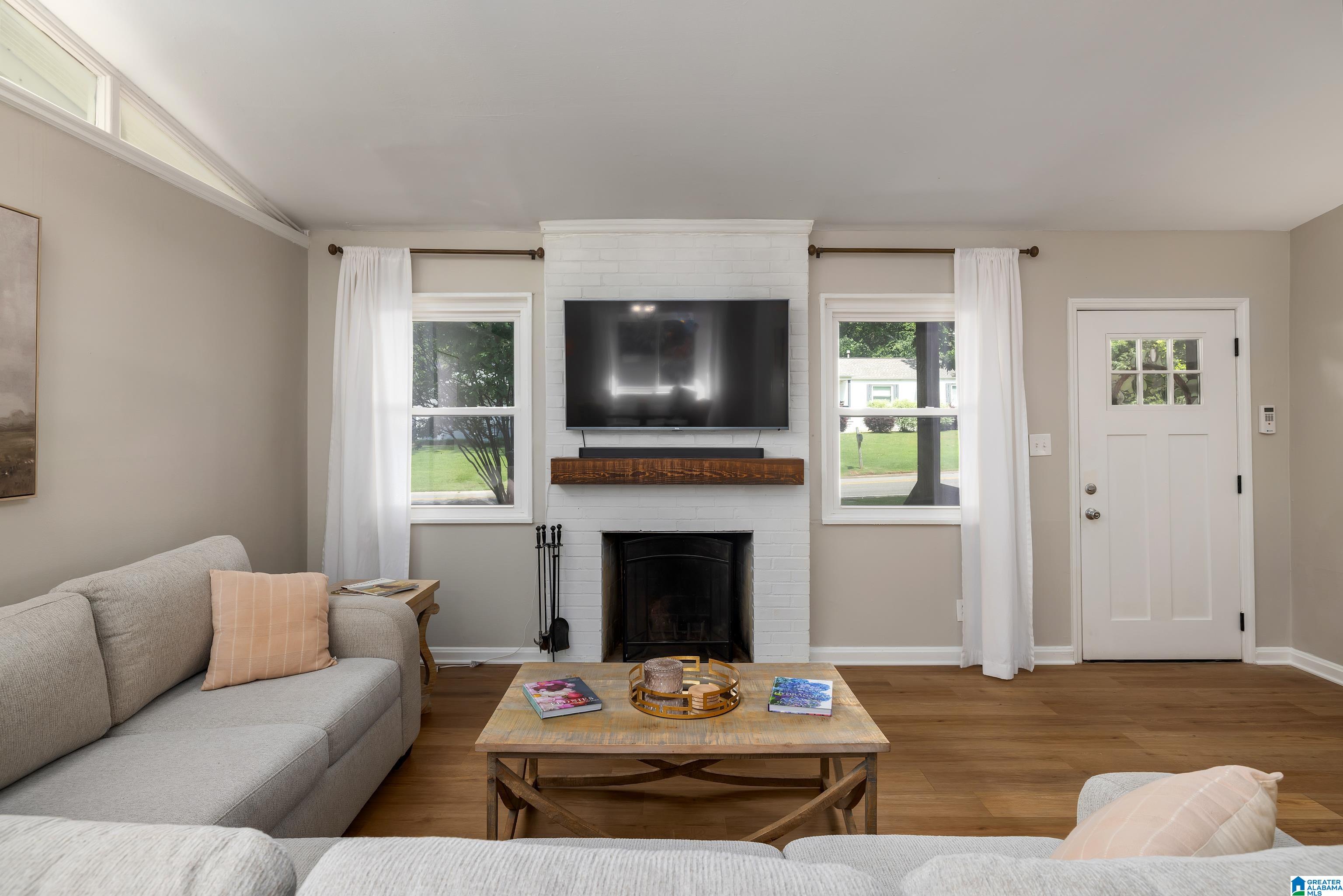 1345 Cresthill Road Birmingham, AL 35213 - Photo 7 of 34