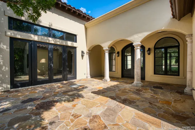 a view of a lake from a yard