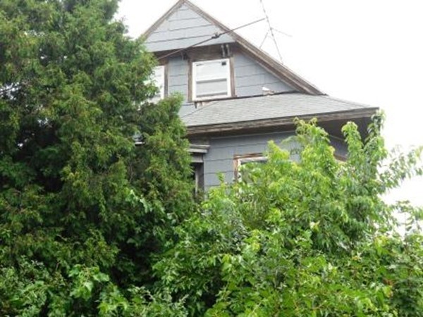 18 Doane Street Worcester, MA 01607 - Photo 3 of 9 Gallery Image 3