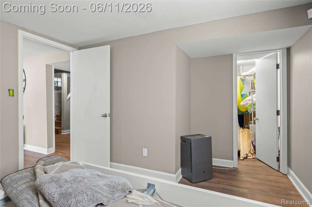 4661 Sashabaw Road Waterford, MI 48329 - Photo 30 of 37