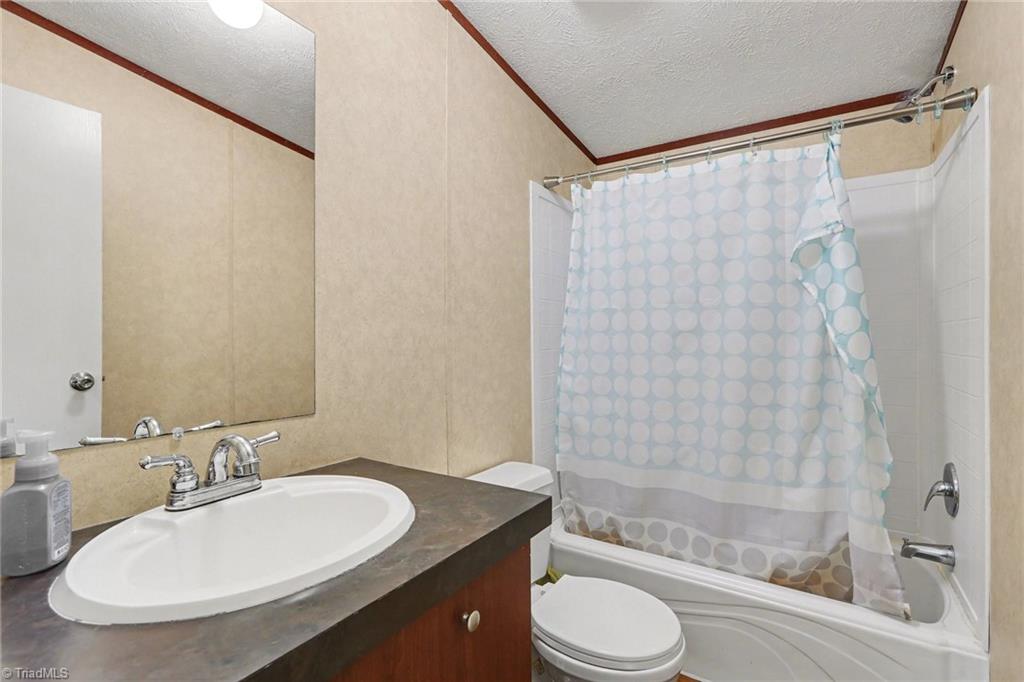 4963 Thom Road Mebane, NC 27302 - Photo 17 of 34 Gallery Image 17