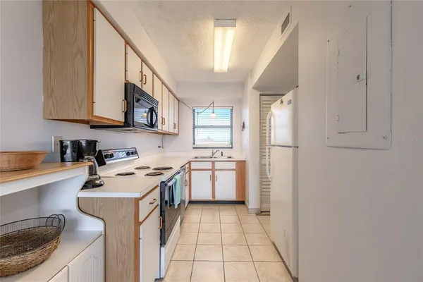 $249,000 | 3180 Ocean Shore Boulevard, Unit 208, Ormond Beach, FL 32176