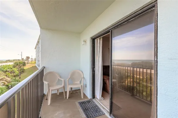 $249,000 | 3180 Ocean Shore Boulevard, Unit 208, Ormond Beach, FL 32176