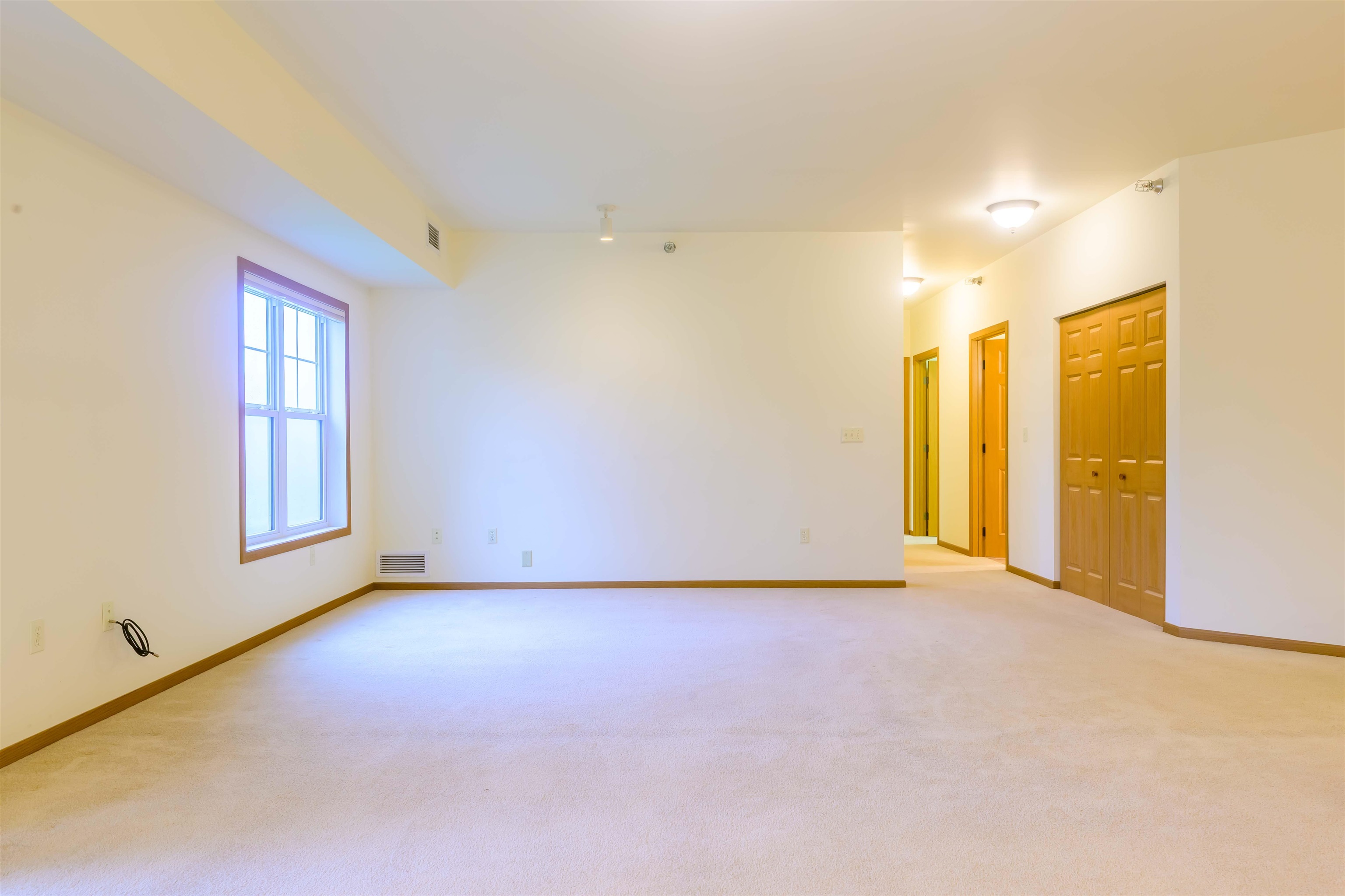 4042 Haines Road, Unit 109 Duluth, MN 55811 - Photo 11 of 59