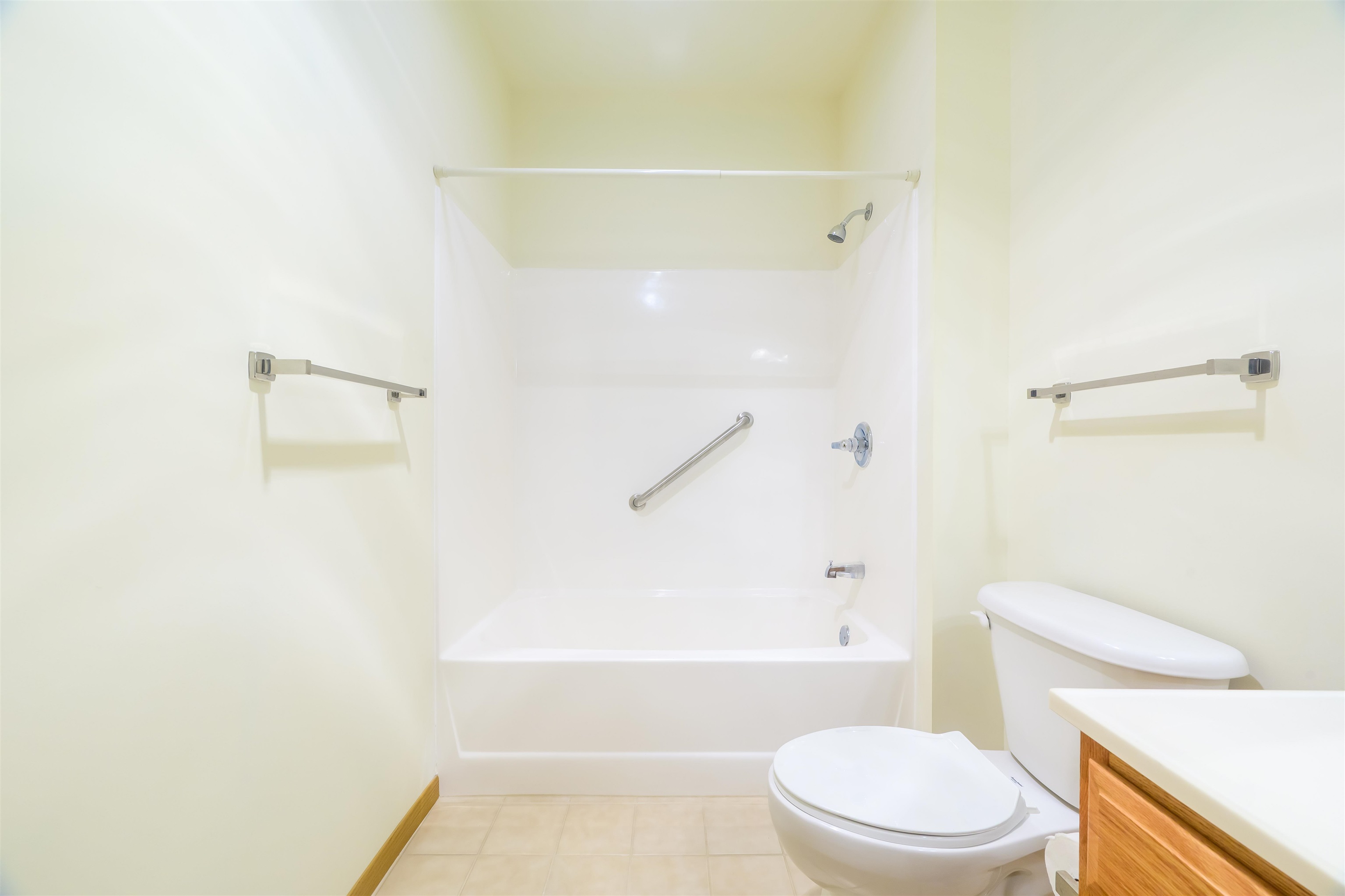 4042 Haines Road, Unit 109 Duluth, MN 55811 - Photo 18 of 59