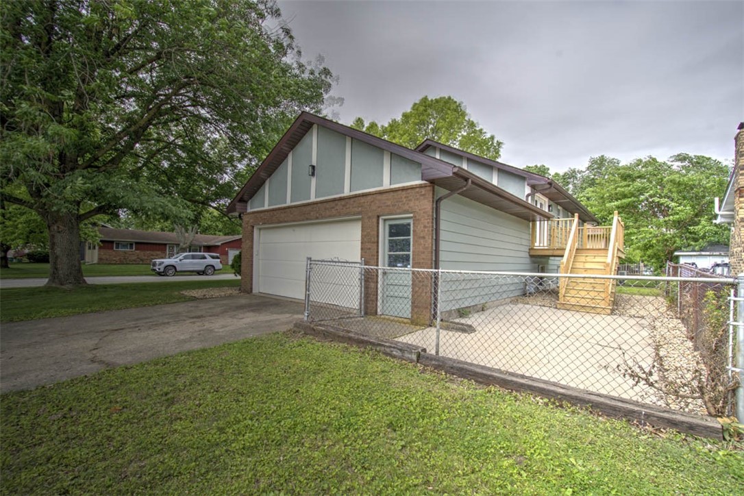 3290 East Chat Drive Decatur, IL 62526 - Photo 25 of 26