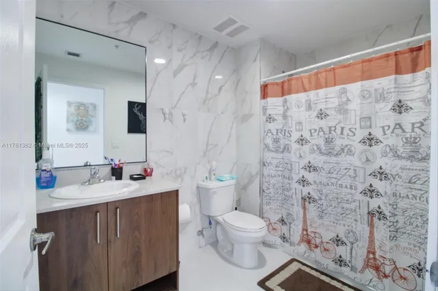 $390,000 | 10950 Northwest 82nd Street, Unit 319, Doral, FL 33178