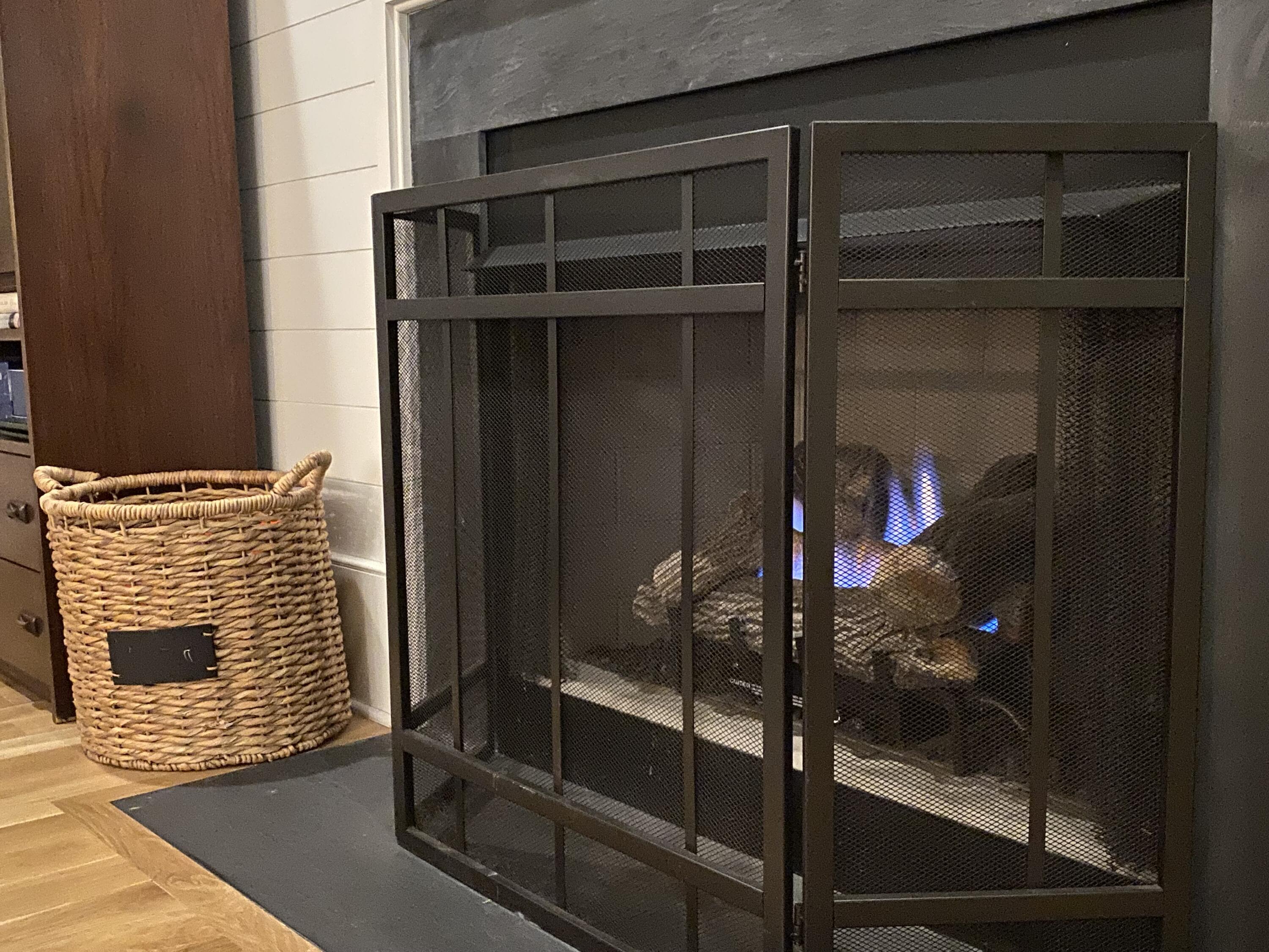 130 Oak Turn Road Charleston, SC 29412 - Photo 7 of 53 Fireplace