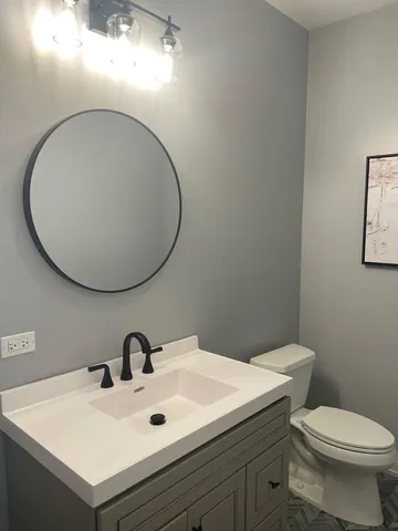 $965,000 | 3940 North Christiana Avenue, Chicago, IL 60618