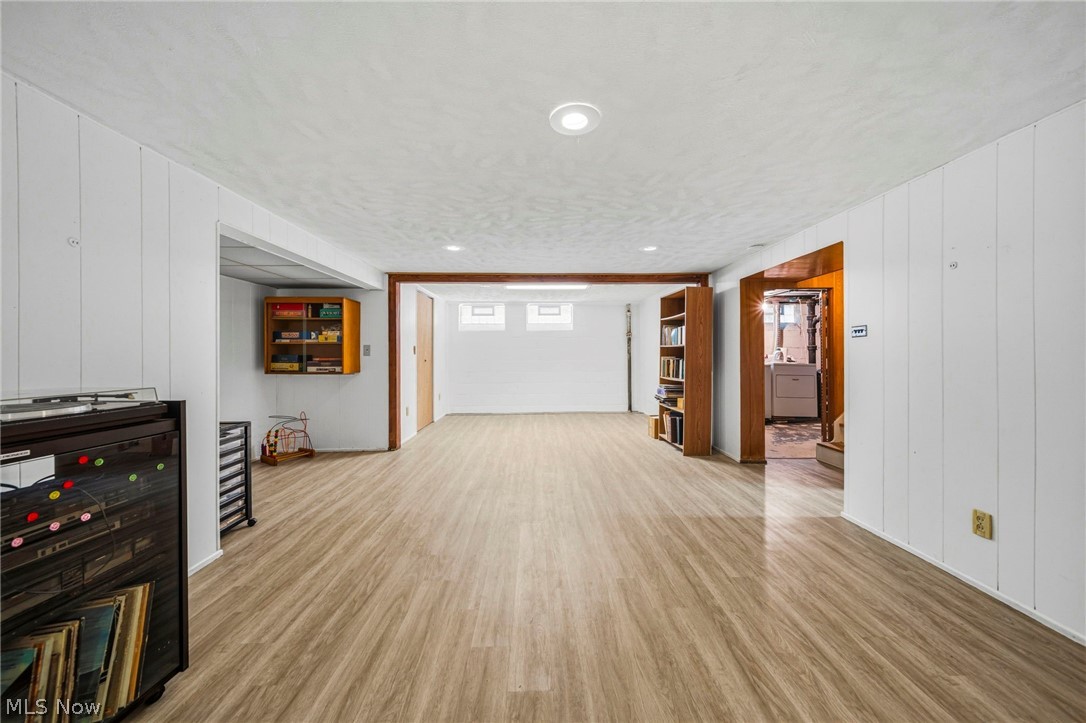 852 Englewood Road Cleveland Heights, OH 44121 - Photo 14 of 26
