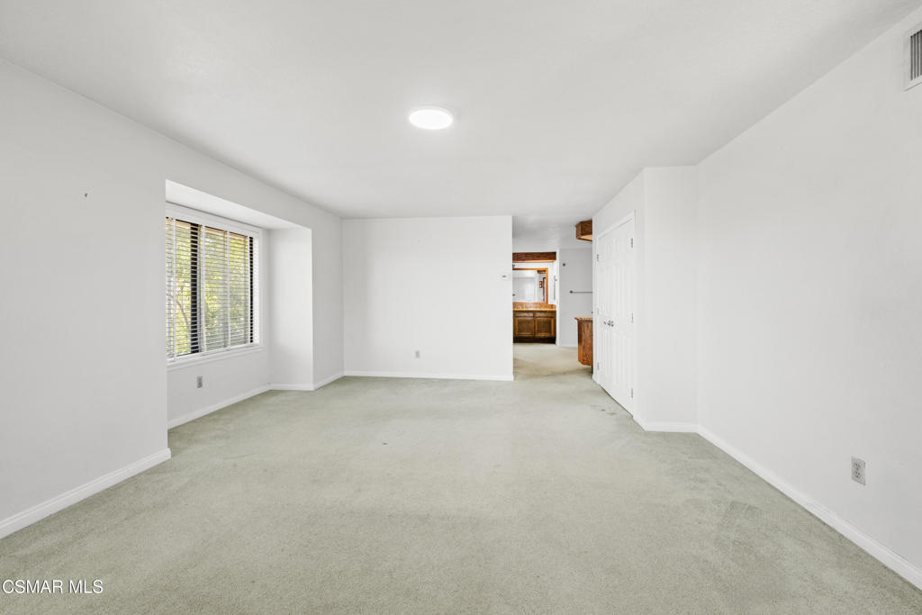 24154 Mentry Drive Newhall, CA 91321 - Photo 17 of 30