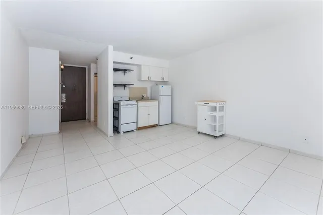 $1,475 | 16450 Northwest 2nd Avenue, Unit 103, Miami, FL 33169