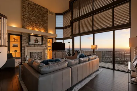 $825,000 | 3350 McCue Road, Unit 2402, Houston, TX 77056