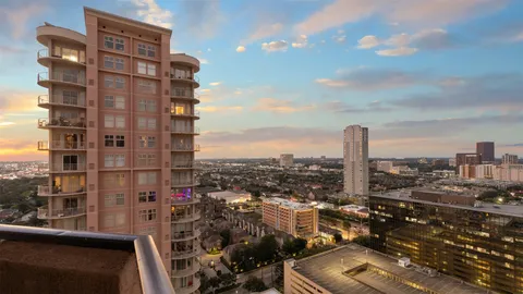 $825,000 | 3350 McCue Road, Unit 2402, Houston, TX 77056