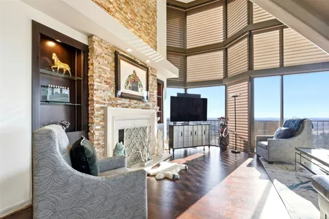 $825,000 | 3350 McCue Road, Unit 2402, Houston, TX 77056