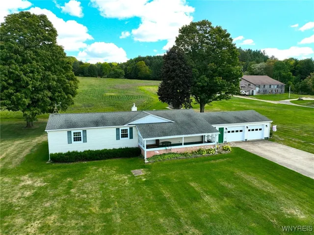 $274,900 | 9862 Highway 219, Ashford, NY 14171