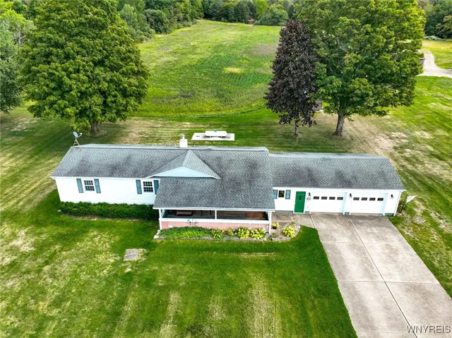 $274,900 | 9862 Highway 219, Ashford, NY 14171