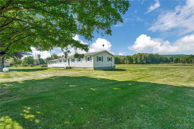 $274,900 | 9862 Highway 219, Ashford, NY 14171