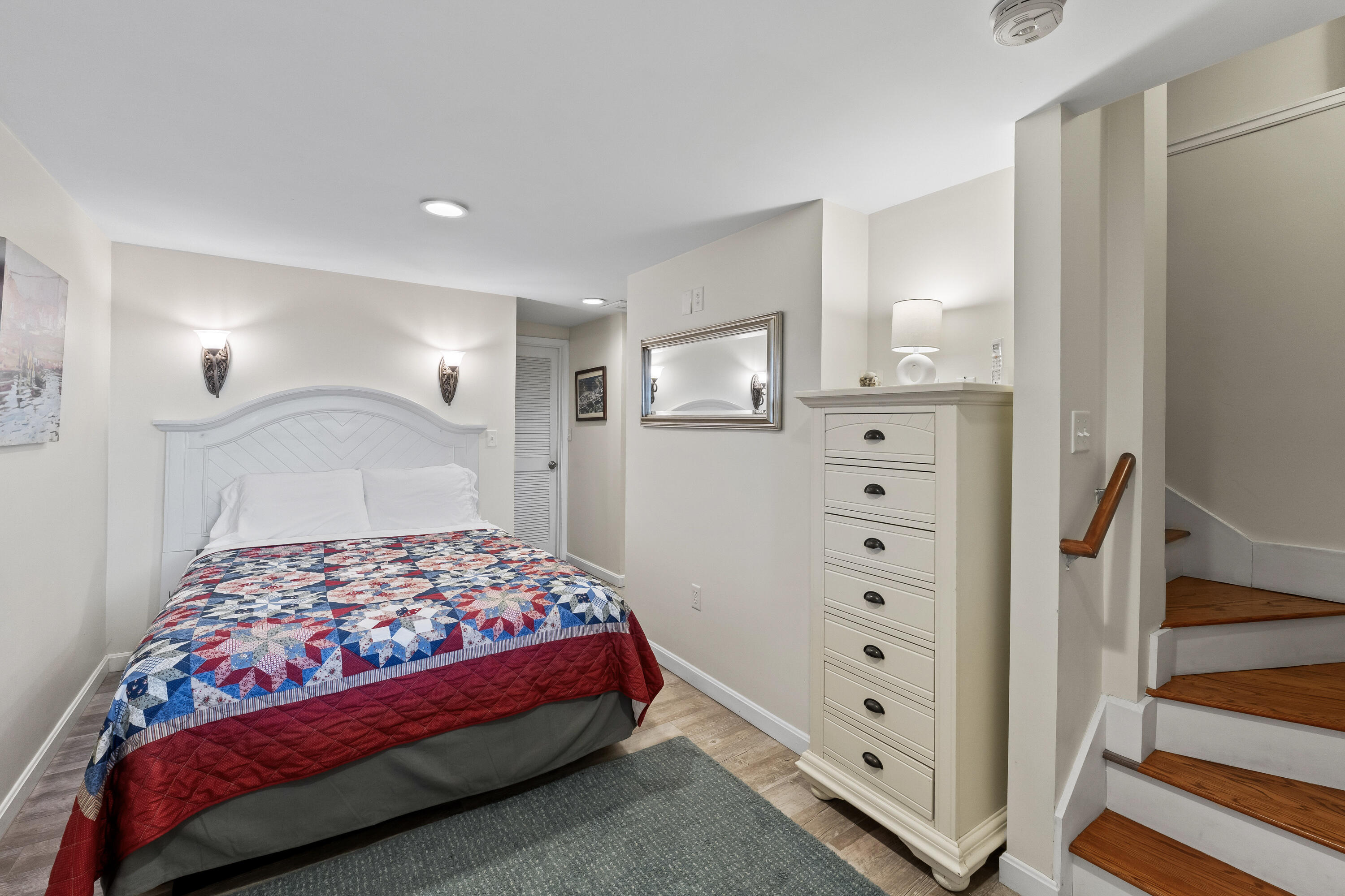 113 Perkins Cove Road Ogunquit, ME 03907 - Photo 25 of 40