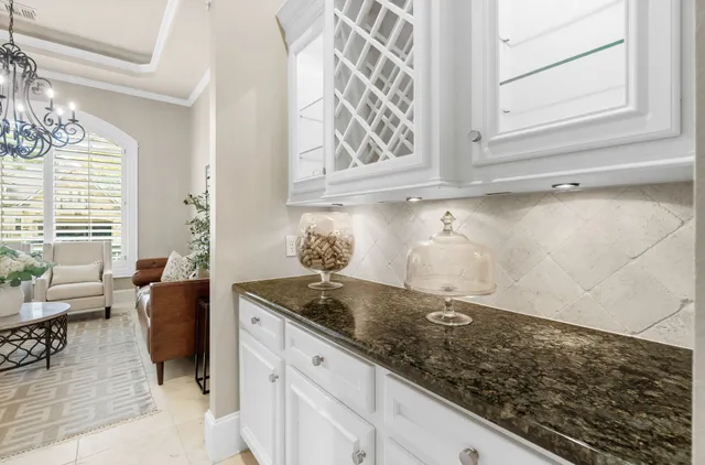 $1,400,000 | 30 Midday Sun Place, The Woodlands, TX 77382