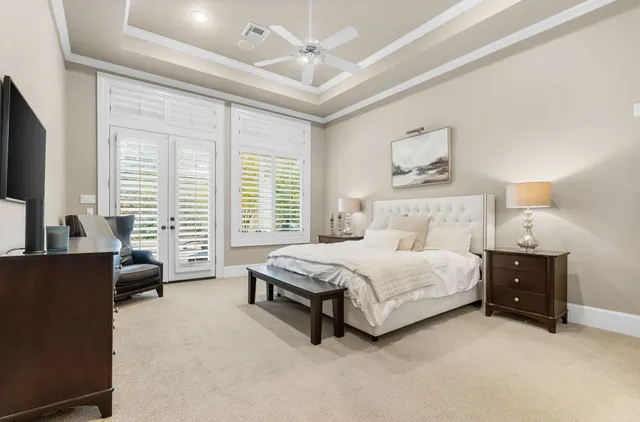 $1,400,000 | 30 Midday Sun Place, The Woodlands, TX 77382