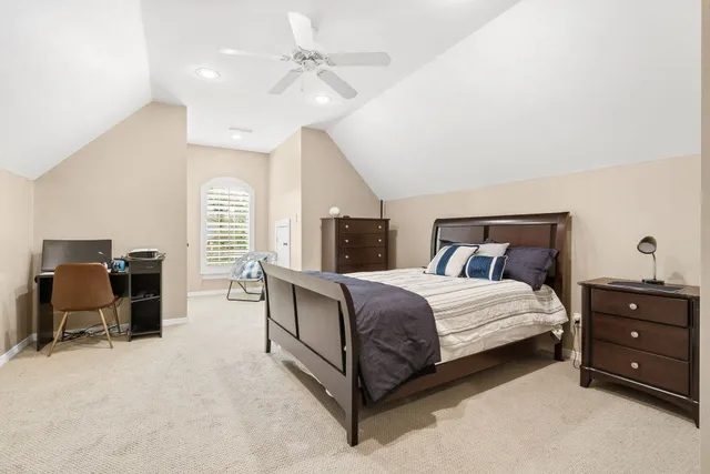 $1,400,000 | 30 Midday Sun Place, The Woodlands, TX 77382