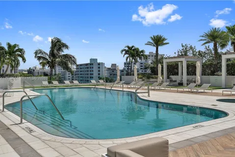 $2,150,000 | 10 Venetian Way, Unit 904, Miami Beach, FL 33139