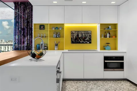 a view of utility room