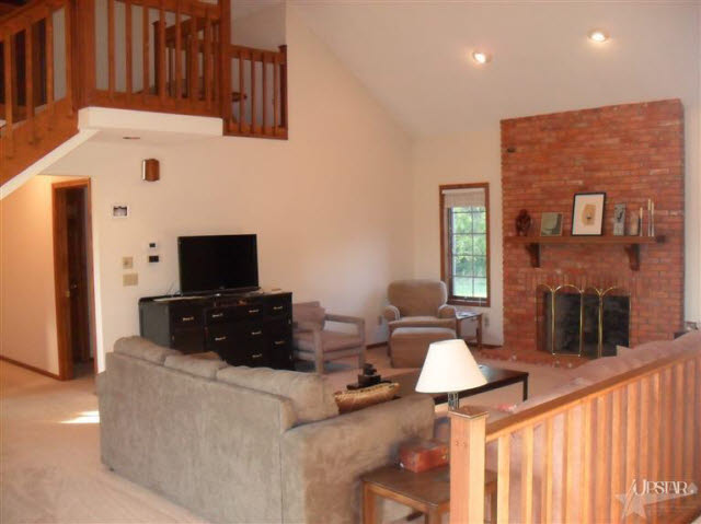8612 Shordon Road Fort Wayne, IN 46815 - Photo 5 of 16 Gallery Image 5