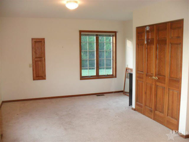 8612 Shordon Road Fort Wayne, IN 46815 - Photo 9 of 16 Gallery Image 9