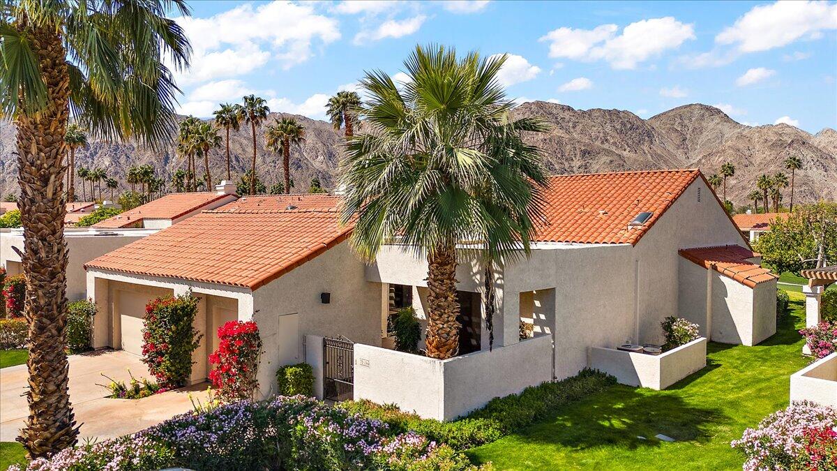 78136 Calle Norte La Quinta, CA 92253 - Photo 4 of 53 03-dji_fly_20250323_122332_0028_17427872