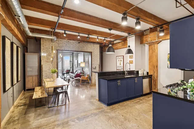 $260,000 | 406 Wacouta Street, Unit 415, St. Paul, MN 55101