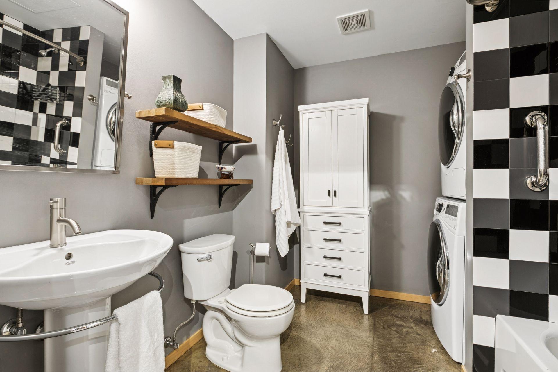 406 Wacouta Street, Unit 415 St. Paul, MN 55101 - Photo 17 of 36