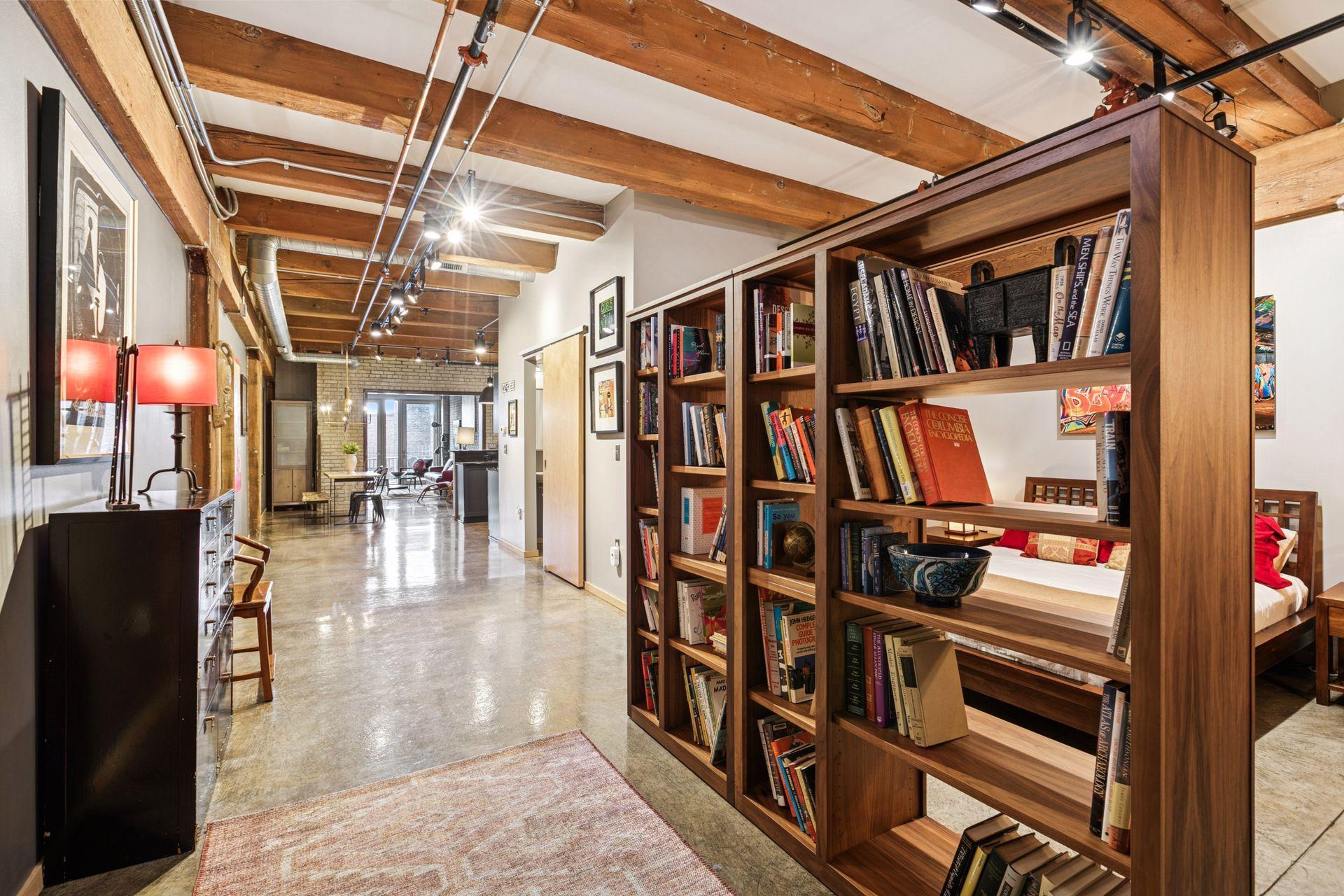 406 Wacouta Street, Unit 415 St. Paul, MN 55101 - Photo 3 of 36