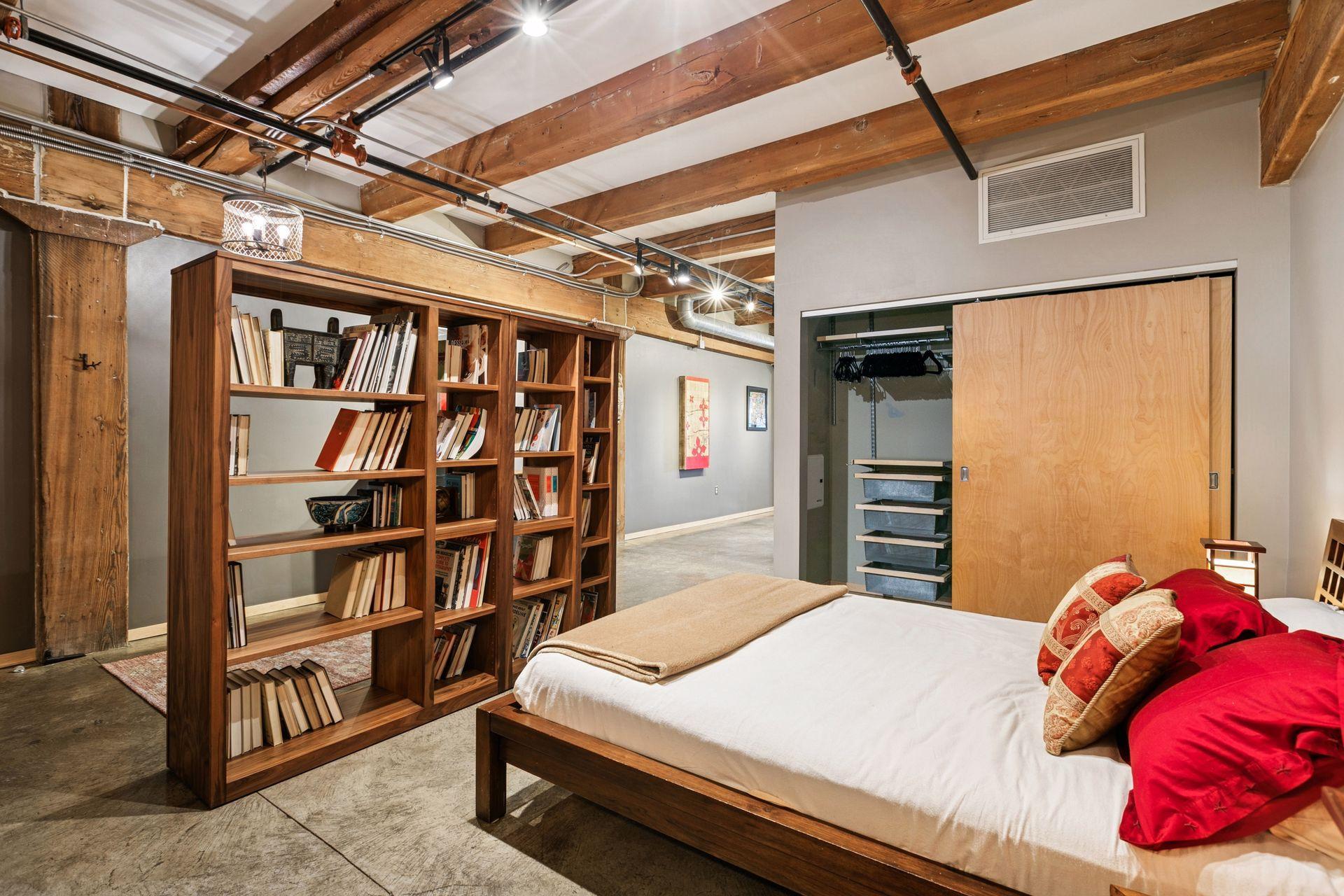 406 Wacouta Street, Unit 415 St. Paul, MN 55101 - Photo 5 of 36