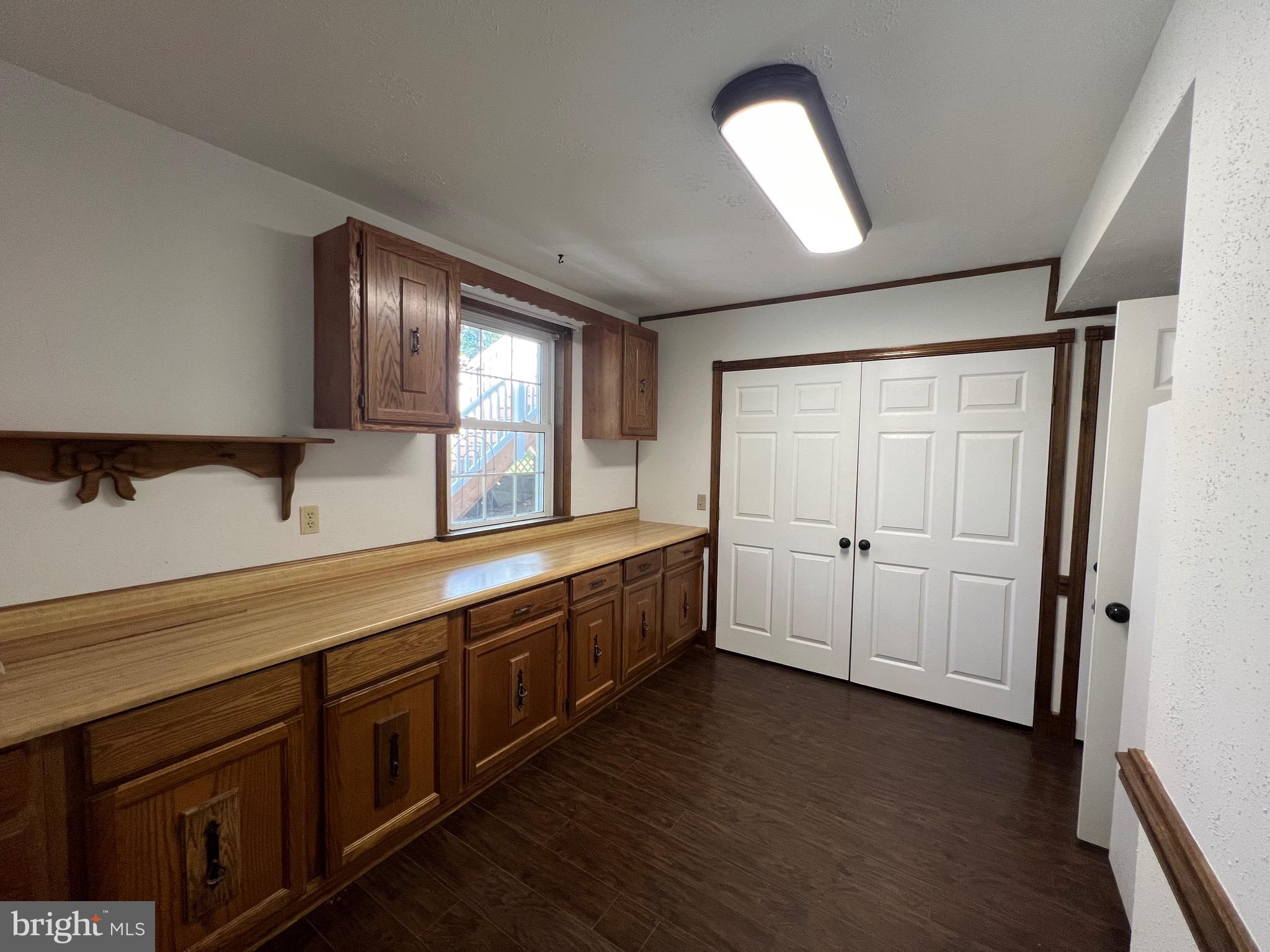 2205 Back Road Woodstock, VA 22664 - Photo 34 of 87 Large Utility Room