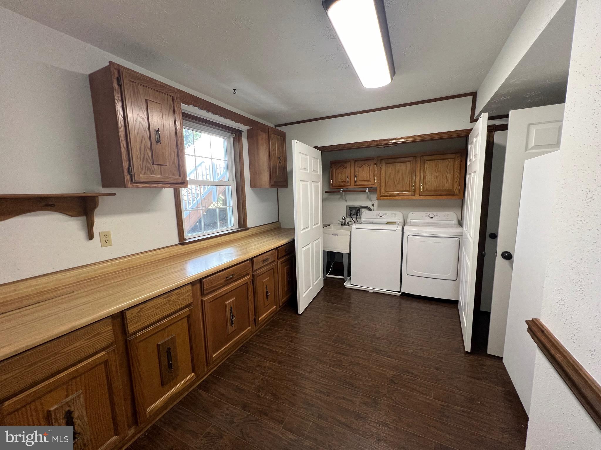 2205 Back Road Woodstock, VA 22664 - Photo 35 of 87 Laundry Area