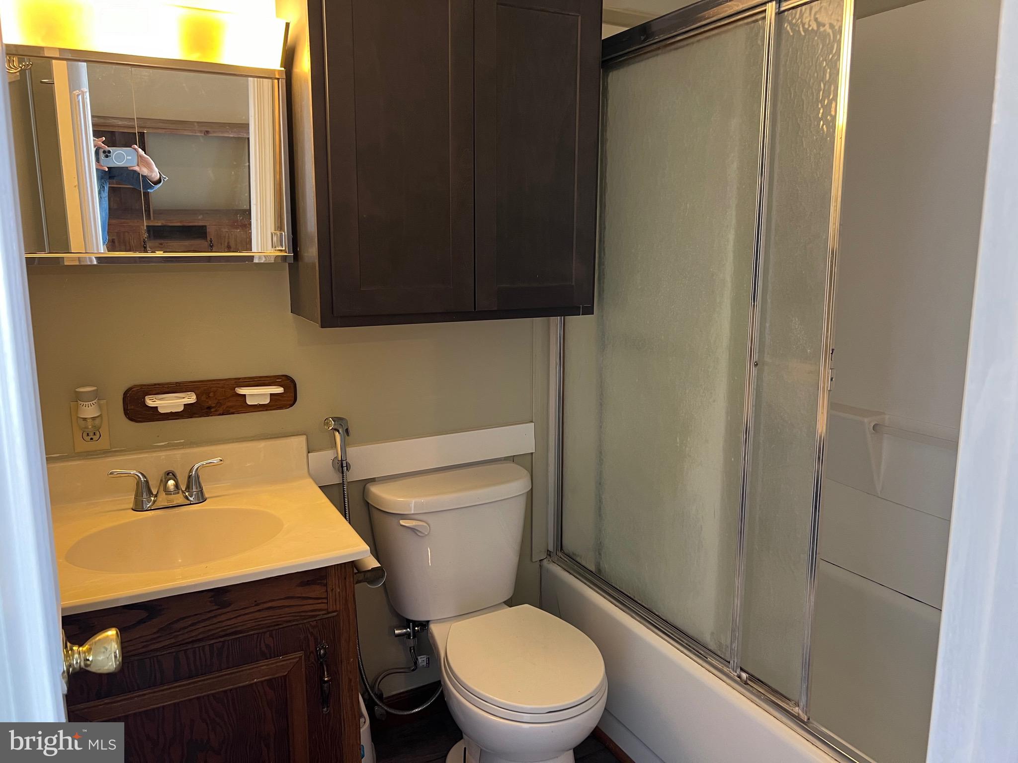 2205 Back Road Woodstock, VA 22664 - Photo 50 of 87 Apt. Full Bath