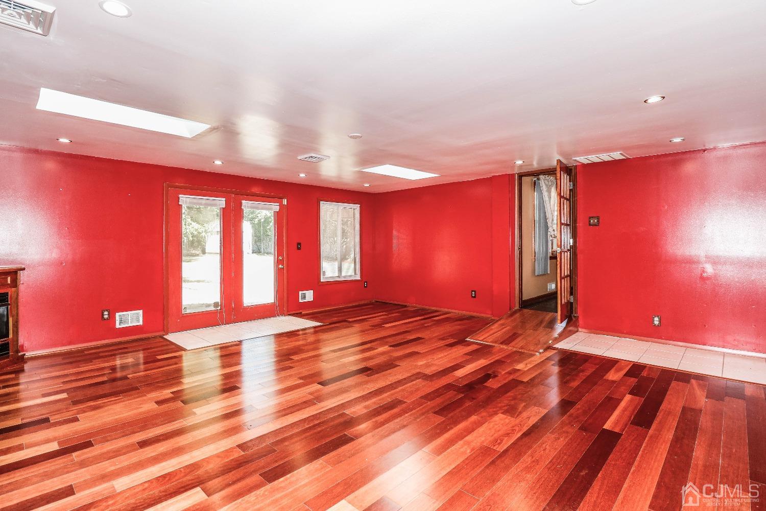 80 Calvert Avenue West Edison, NJ 08820 - Photo 13 of 47 Gallery Image 13