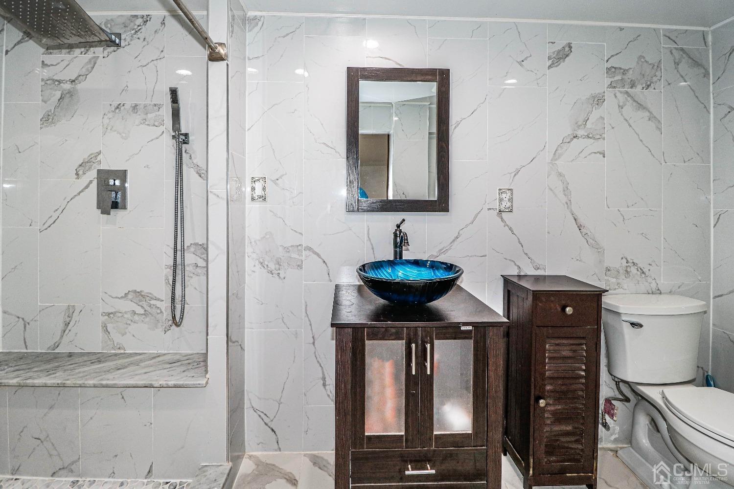 80 Calvert Avenue West Edison, NJ 08820 - Photo 27 of 47 Gallery Image 27