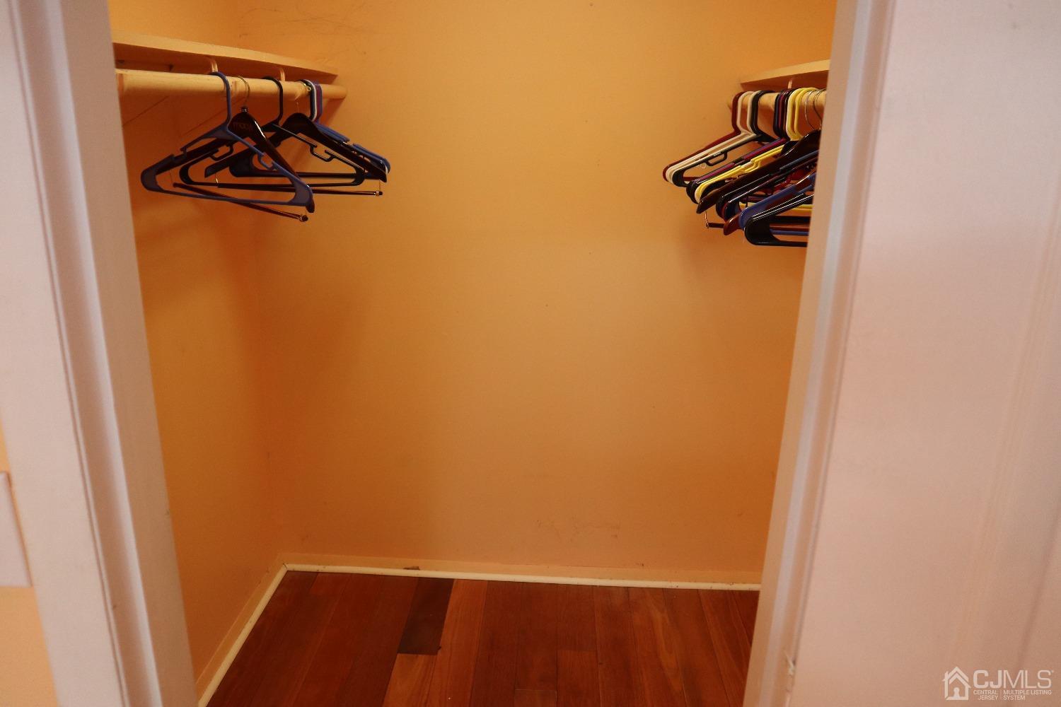 80 Calvert Avenue West Edison, NJ 08820 - Photo 36 of 47 Gallery Image 36