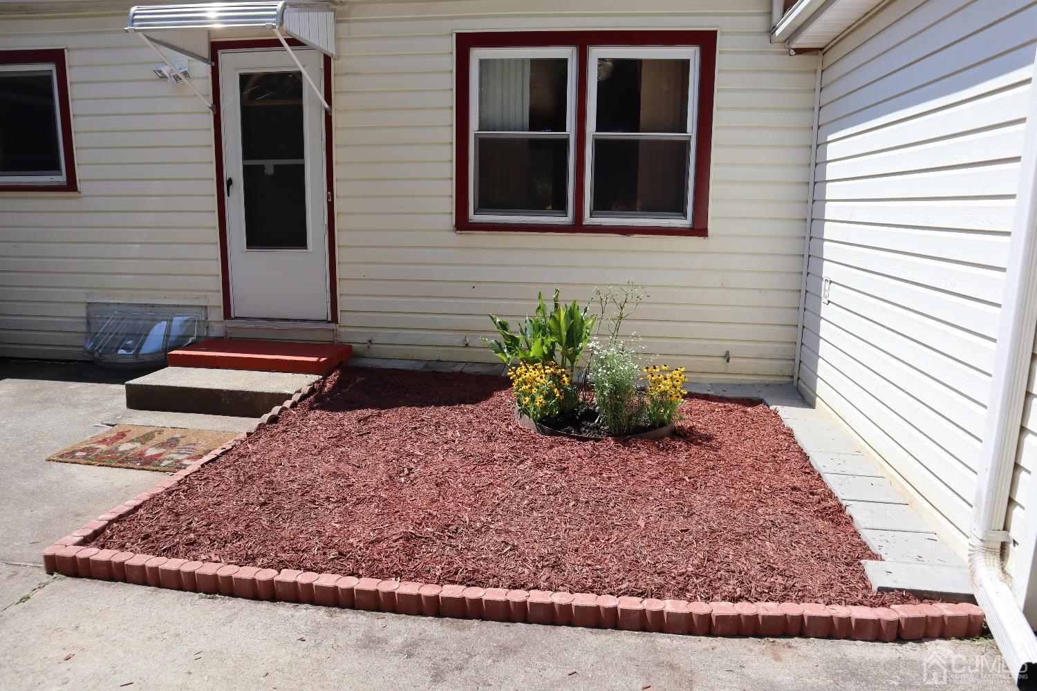 80 Calvert Avenue West Edison, NJ 08820 - Photo 44 of 47 Gallery Image 44
