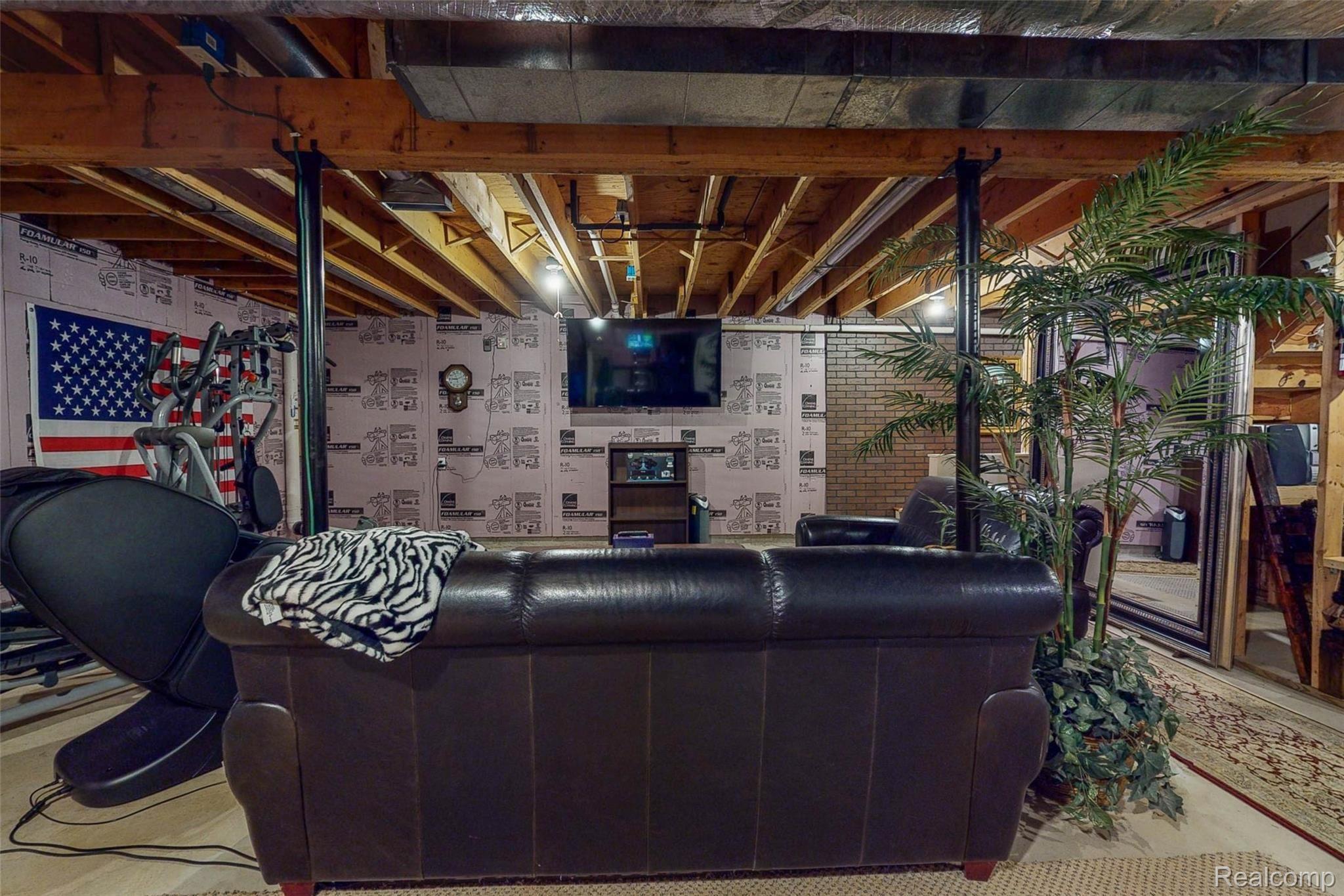 5520 Lowe Road Fowlerville, MI 48836 - Photo 58 of 86 5520-W-Lowe-Rd-33 Basement.jpg