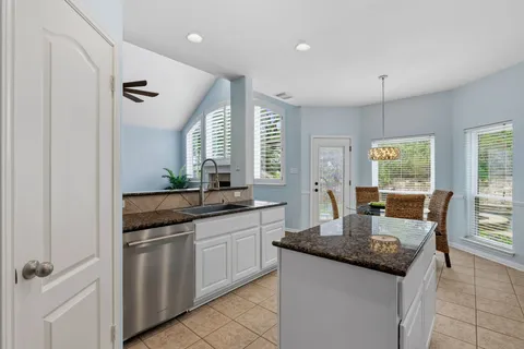 $925,000 | 11532 Lafitte Lane, Austin, TX 78739