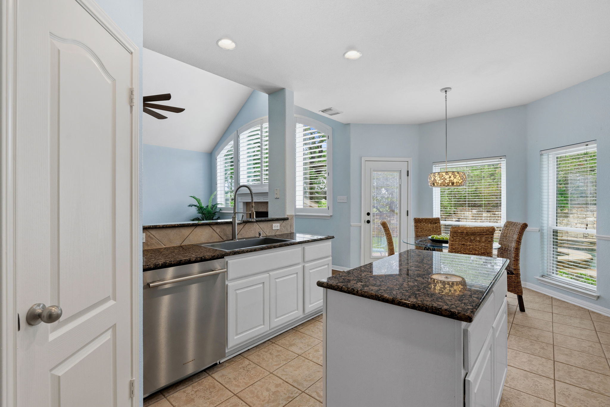 11532 Lafitte Lane Austin, TX 78739 - Photo 12 of 40