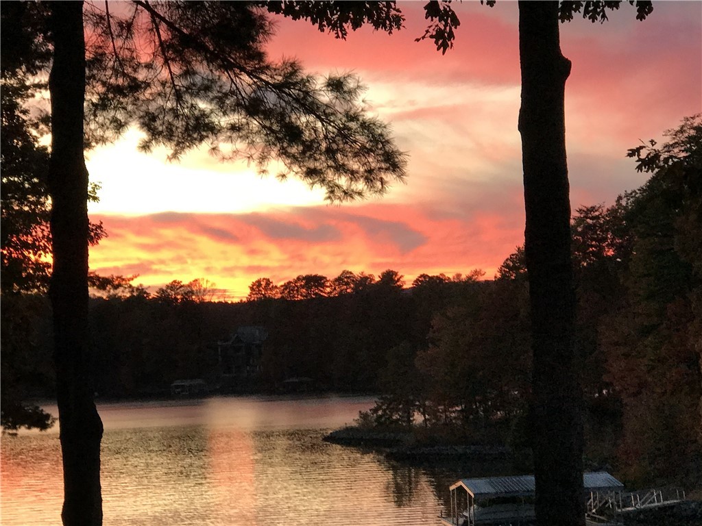 606 Wind Flower Drive Sunset, SC 29685 - Photo 49 of 49 Sunset in the cove!